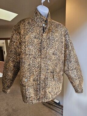 VTG Clio 100% Silk Quilted Leopard Print Jacket Coat